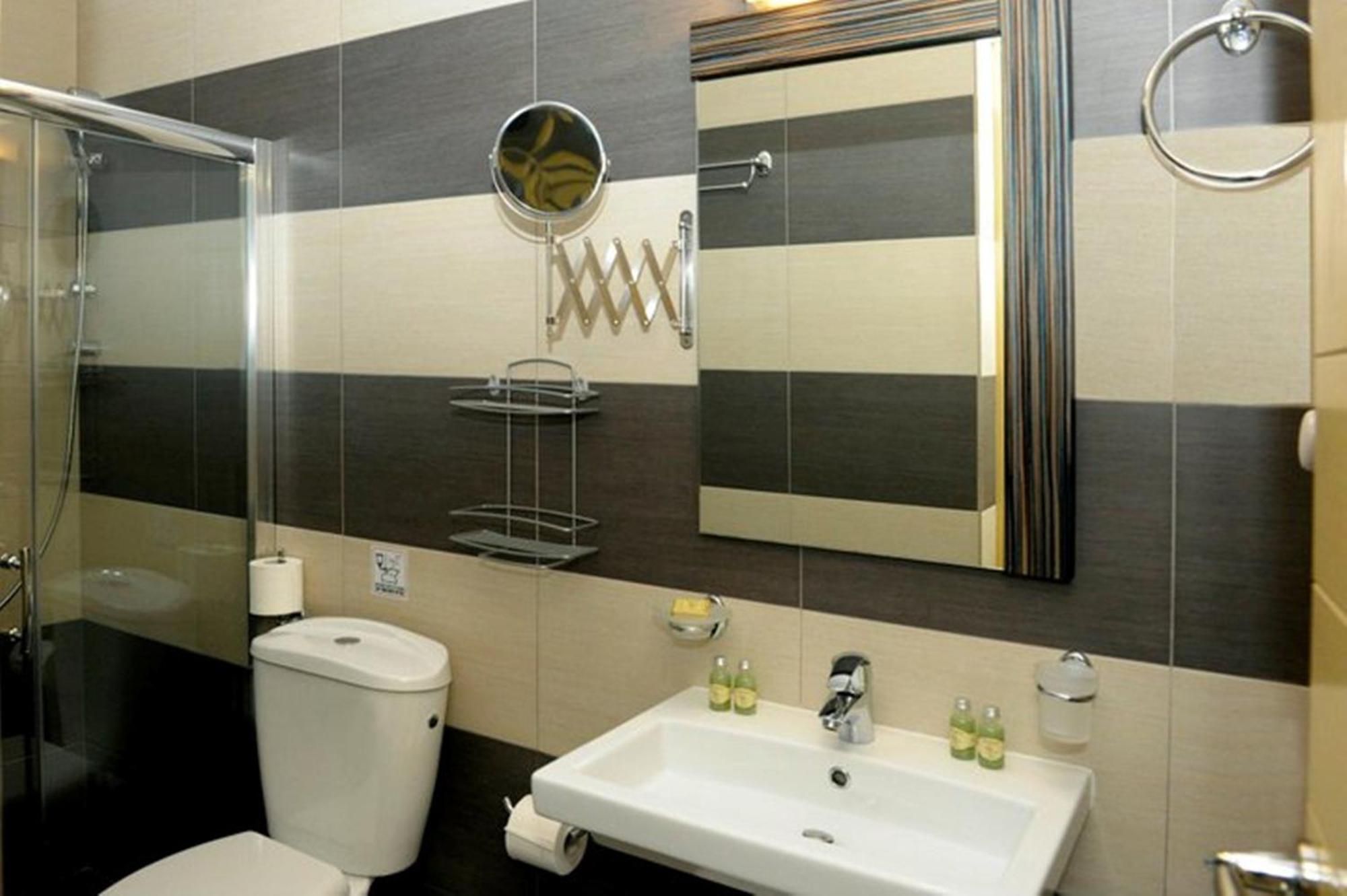 Hotel Aerolithos Adamantas  Zewnętrze zdjęcie